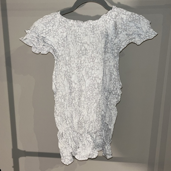 Flutter sleeve blouse - Picture 3 of 6